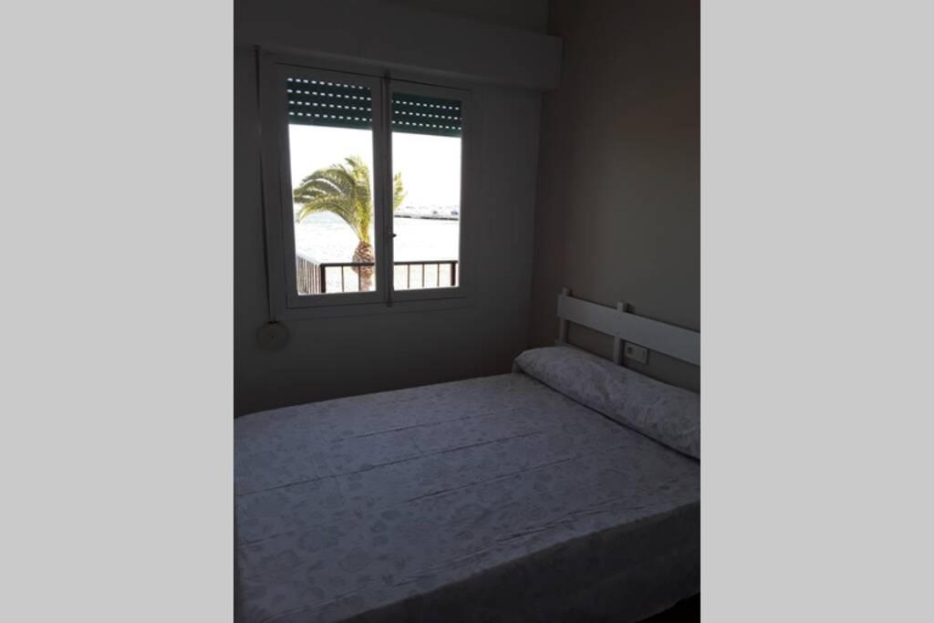 Piso En Primera Linea Con Wifi Y Vistas Al Mar Lo Pagán Buitenkant foto