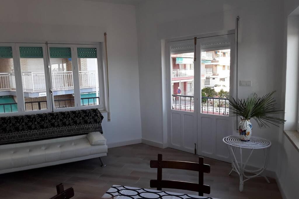 Piso En Primera Linea Con Wifi Y Vistas Al Mar Lo Pagán Buitenkant foto